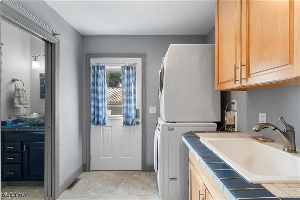 Luna Lake Cottage 41 Sec 27 - Residential