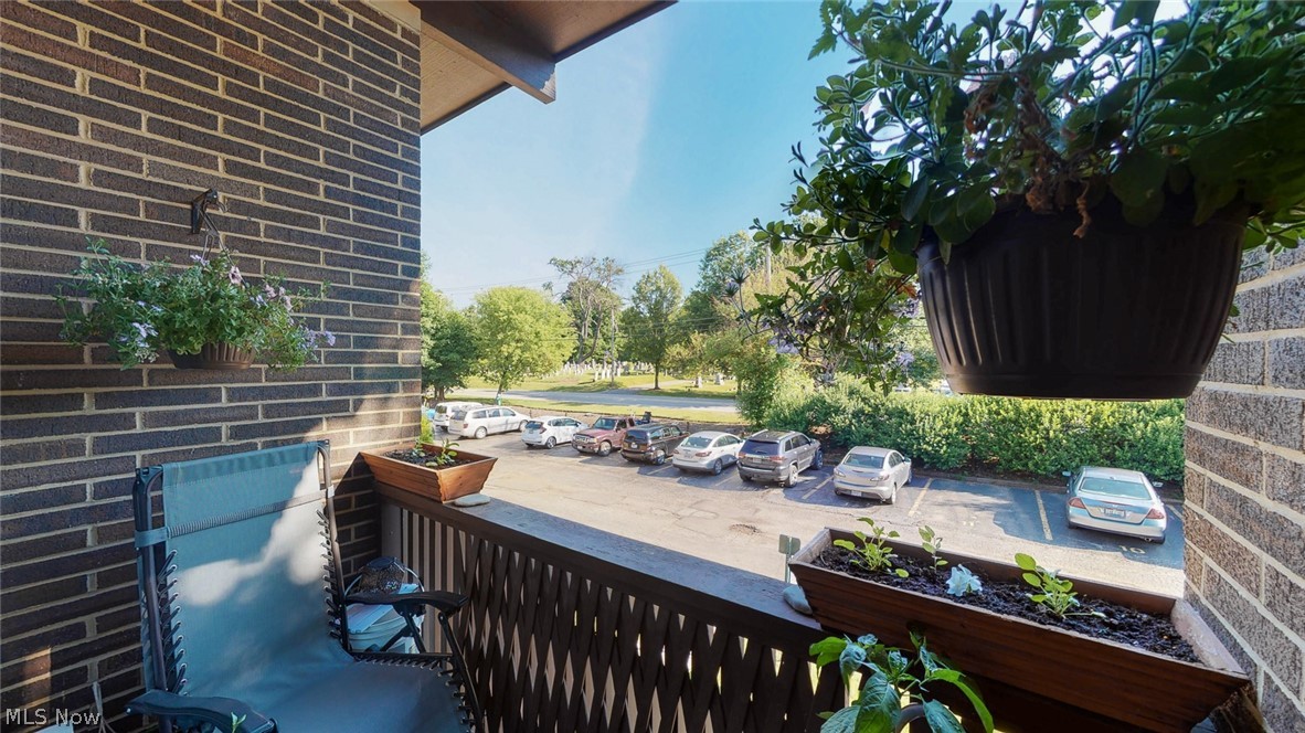 Sagamore East Condo - Residential