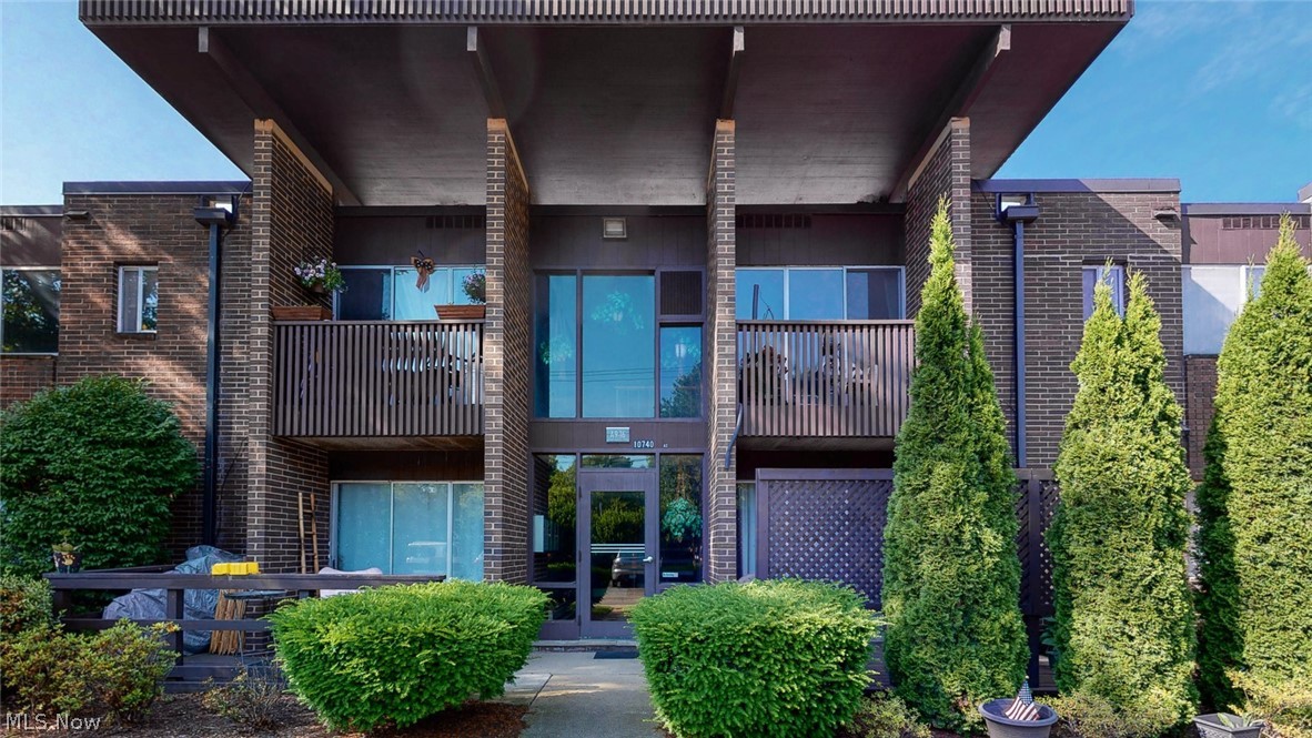 Sagamore East Condo - Residential