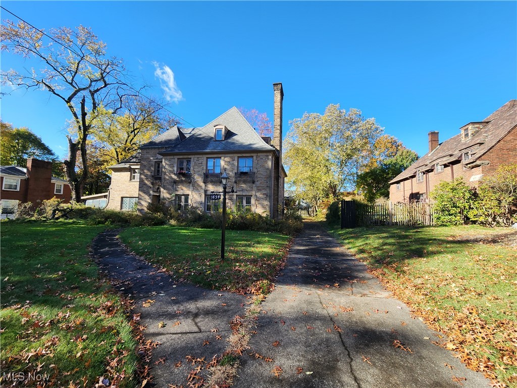 City/Youngstown - Residential