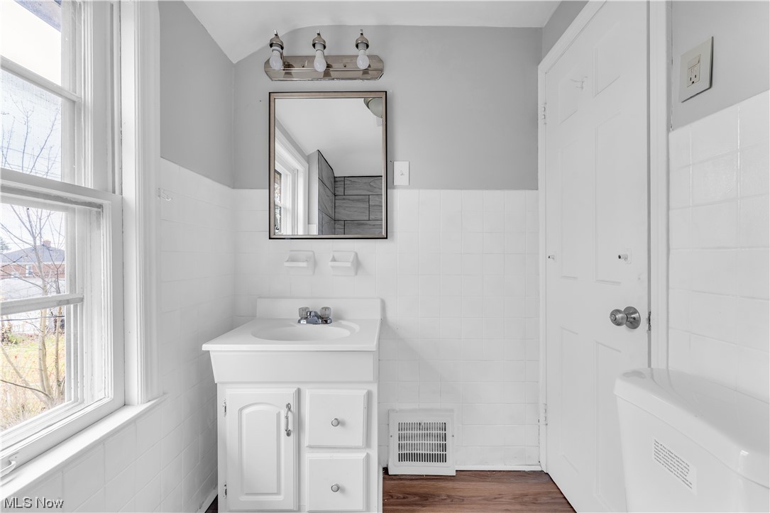 Center Hwy Allotment 03/Wa - Residential