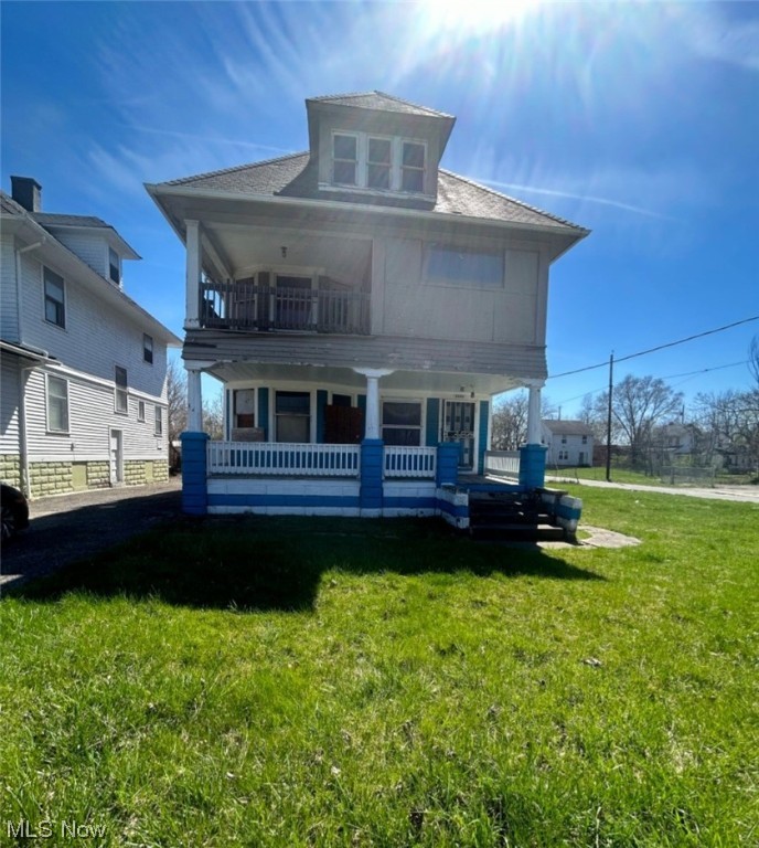 CASH investor special. HiUGE 9 bedroom two family. This is a total rehab but definitely has alot of potential for a rental property and perfect for a group home. This will not last! No wholesalers or assignment of contracts.