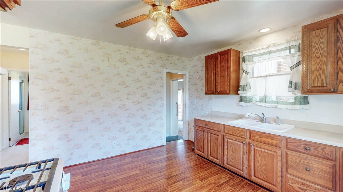 Wbw Inv Co Inc Hawley Drive Su - Residential