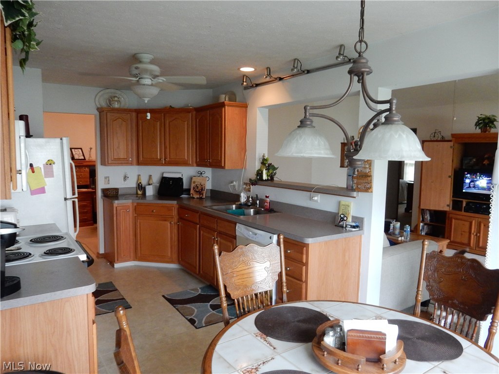 Willow Woods Condos - Residential