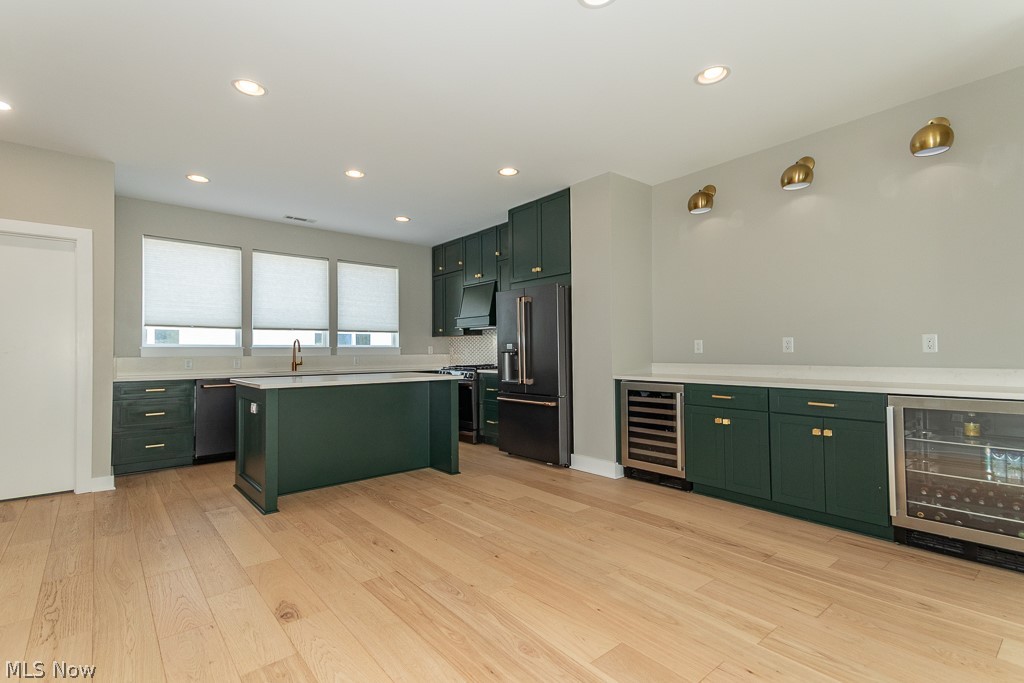 Battery Park Twnhms Condo - Residential