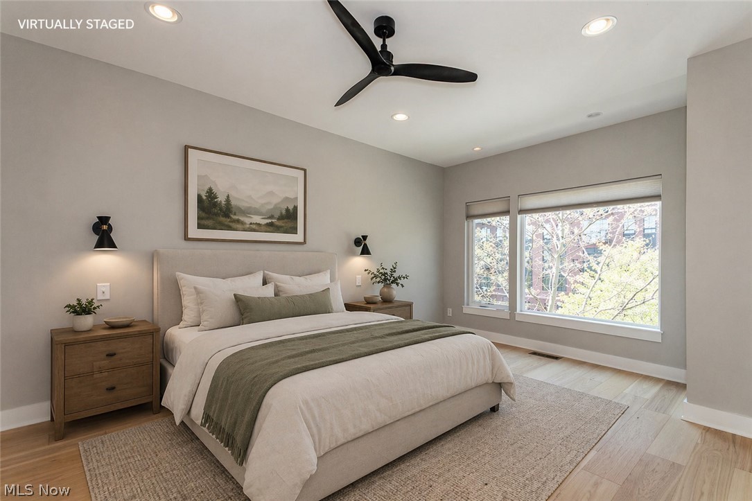 Battery Park Twnhms Condo - Residential