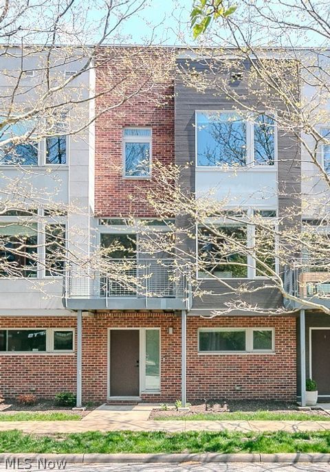 Photo of 1255 W 75th Street, Cleveland, OH 44102 (MLS # 5202297)