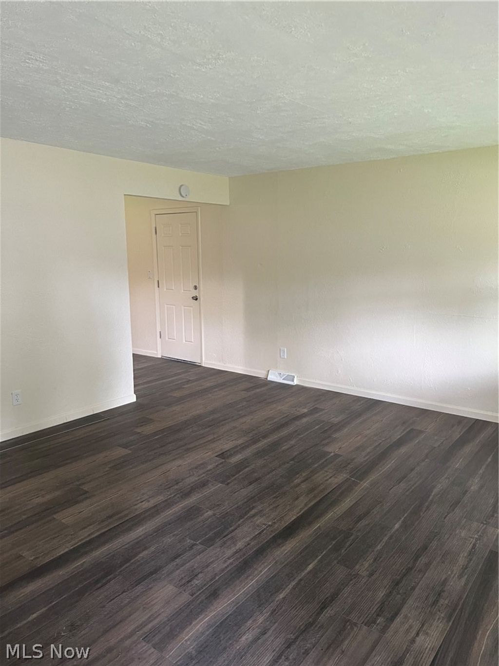 Photo of 3533 Wyandot Lane, Youngstown, OH 44502 (MLS # 5213876)