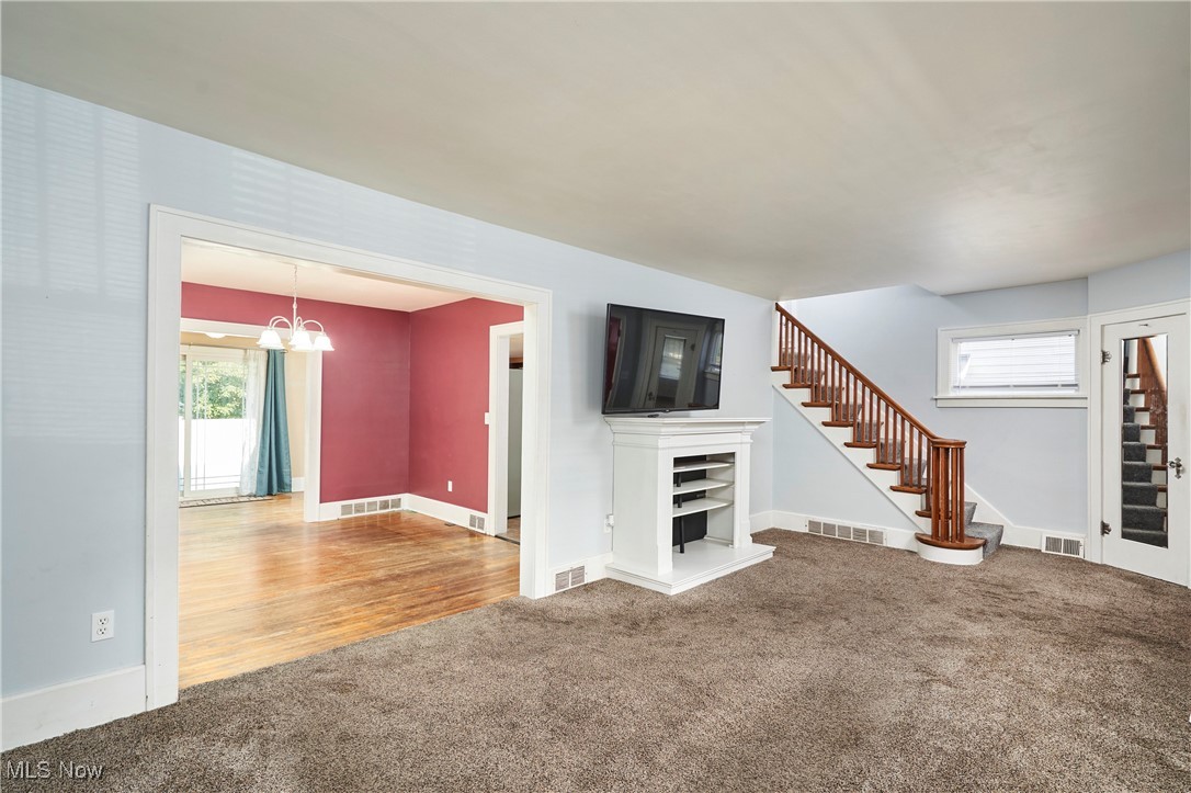 Barberton, Ohio 44203, United States, 3 Bedrooms Bedrooms, ,2 BathroomsBathrooms,Residential,Pending,192488