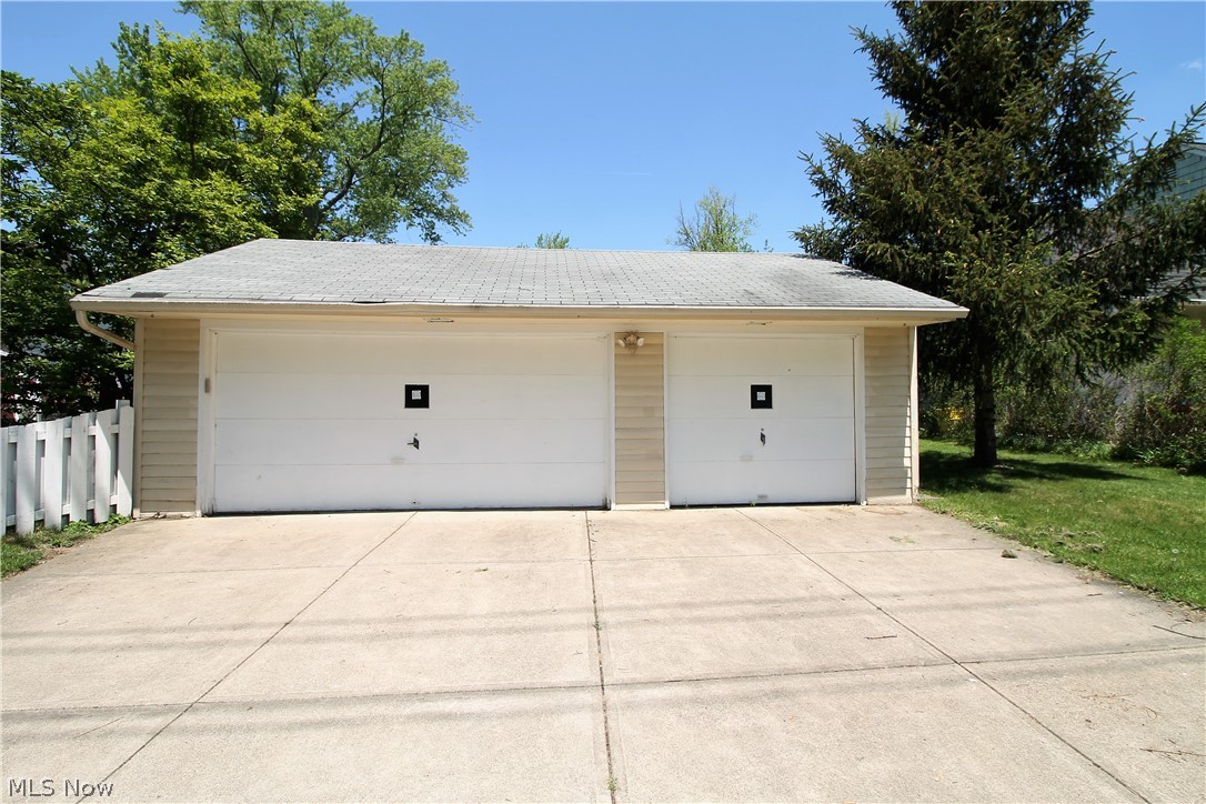 J L Coolidge - Residential