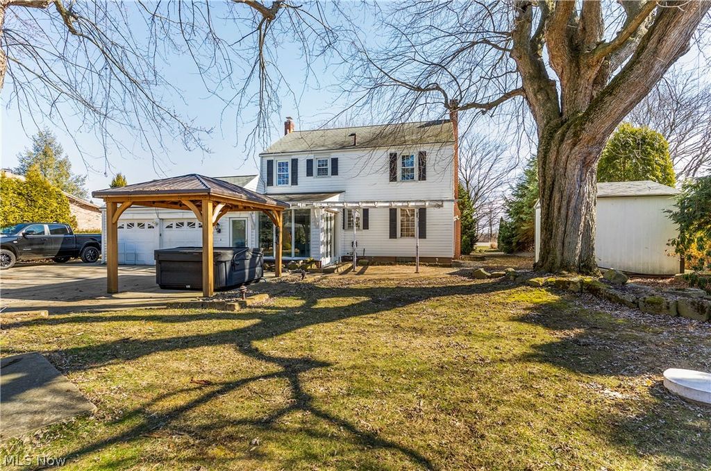 Photo of 1637 N Lincoln Avenue, Salem, OH 44460 (MLS # 5188368)