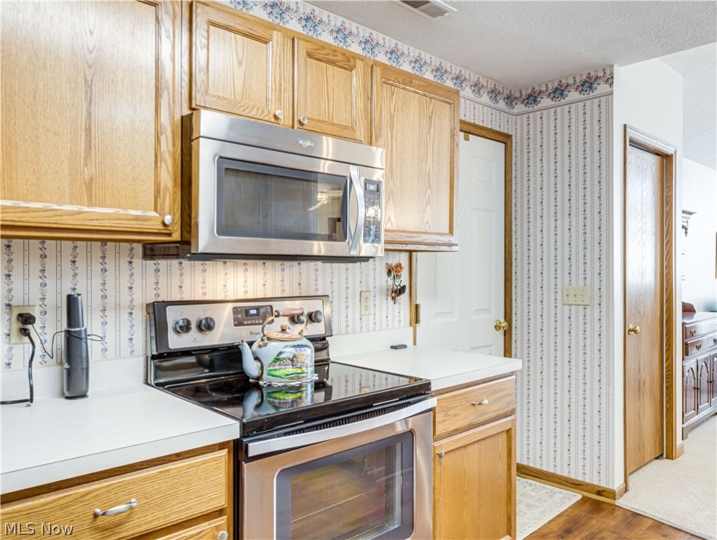 Villas At Buckingham Gate Condo - Residential