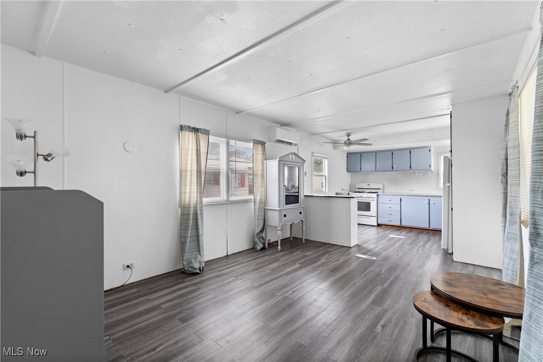 M &. C Mobile Village & Sales Inc - Residential