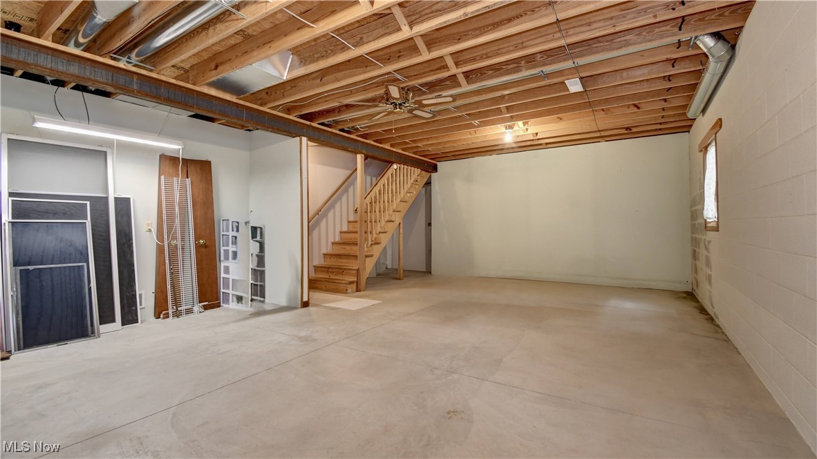 1423 N Wooster Avenue, Dover, Ohio image 42