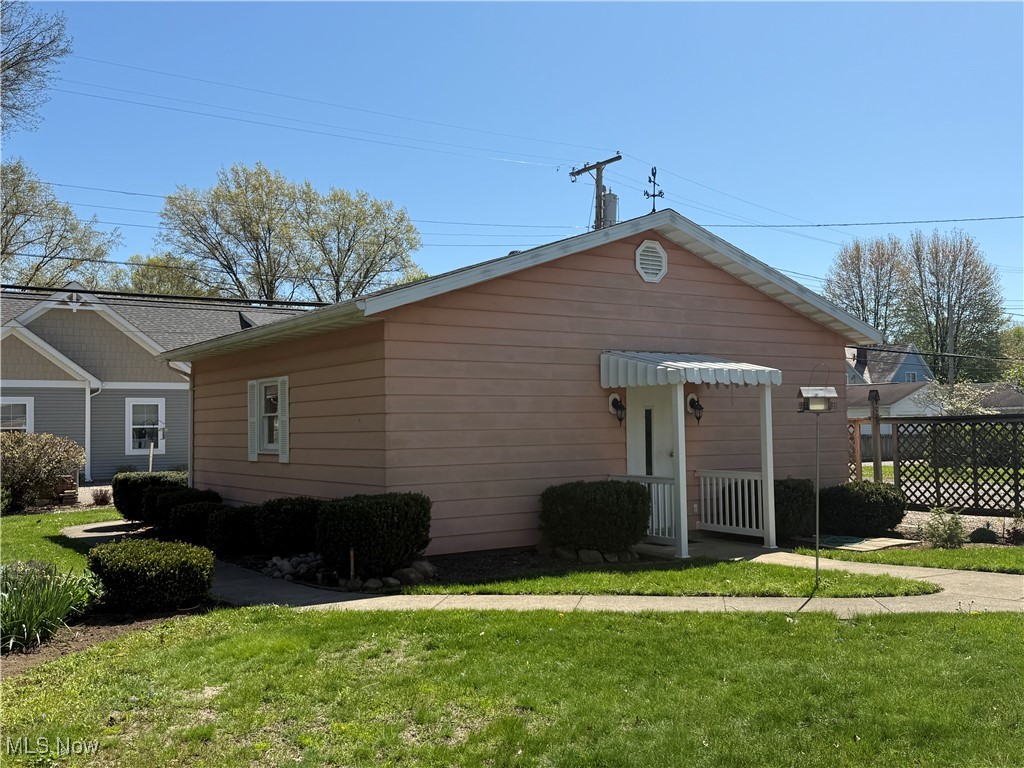 1423 N Wooster Avenue, Dover, Ohio image 20