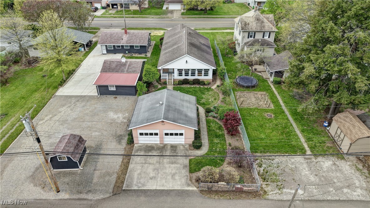 1423 N Wooster Avenue, Dover, Ohio image 8