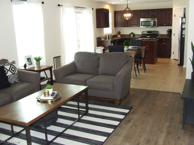 Eastwood Glen 01 - Residential