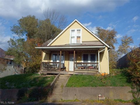 Homes For Sale - 122 N Pleasant Street<br/> Perry County, New Lexington, OH 43764