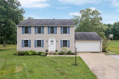 Homes For Sale - 1856 Carver Lane<br/> Hudson, OH 44236