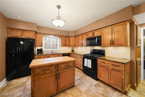 Tiny photo for 17886 Lost Trail, Chagrin Falls, OH 44023 (MLS # 5186878)