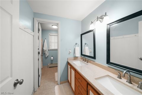 Tiny photo for 17886 Lost Trail, Chagrin Falls, OH 44023 (MLS # 5186878)