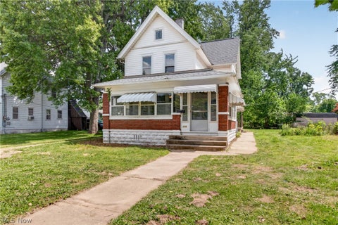 Photo of 170 Whittlesey Avenue, Norwalk, OH 44857 (MLS # 5216842)