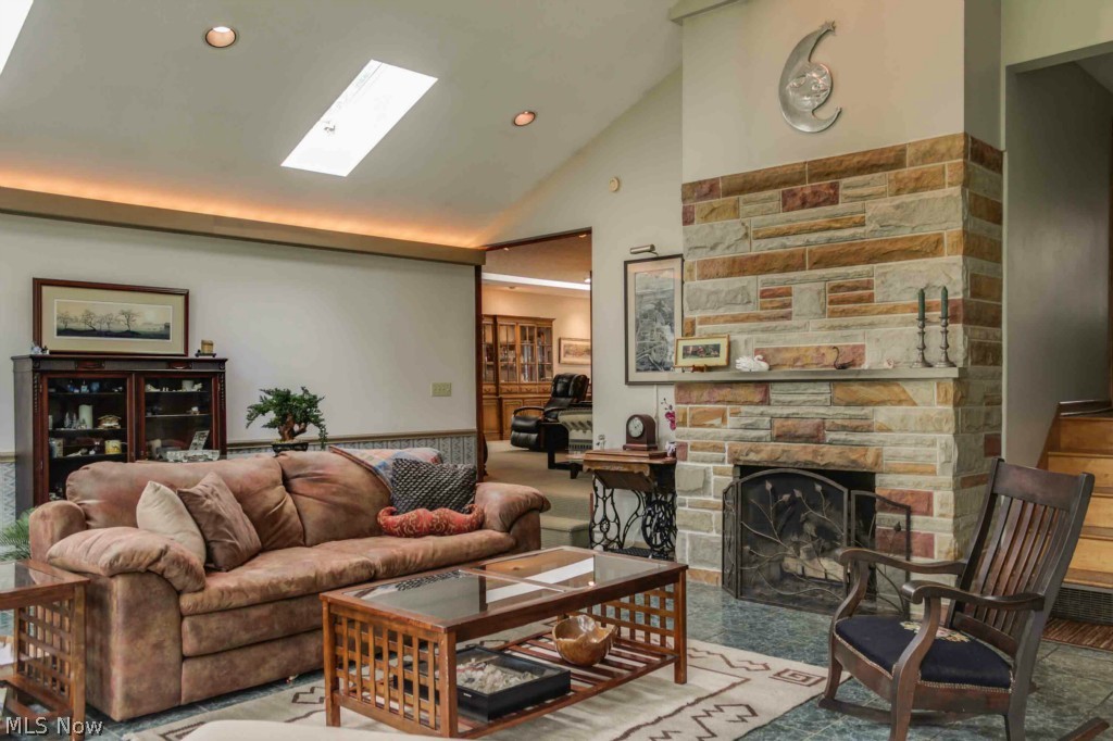 Village/Silver Lake - Residential