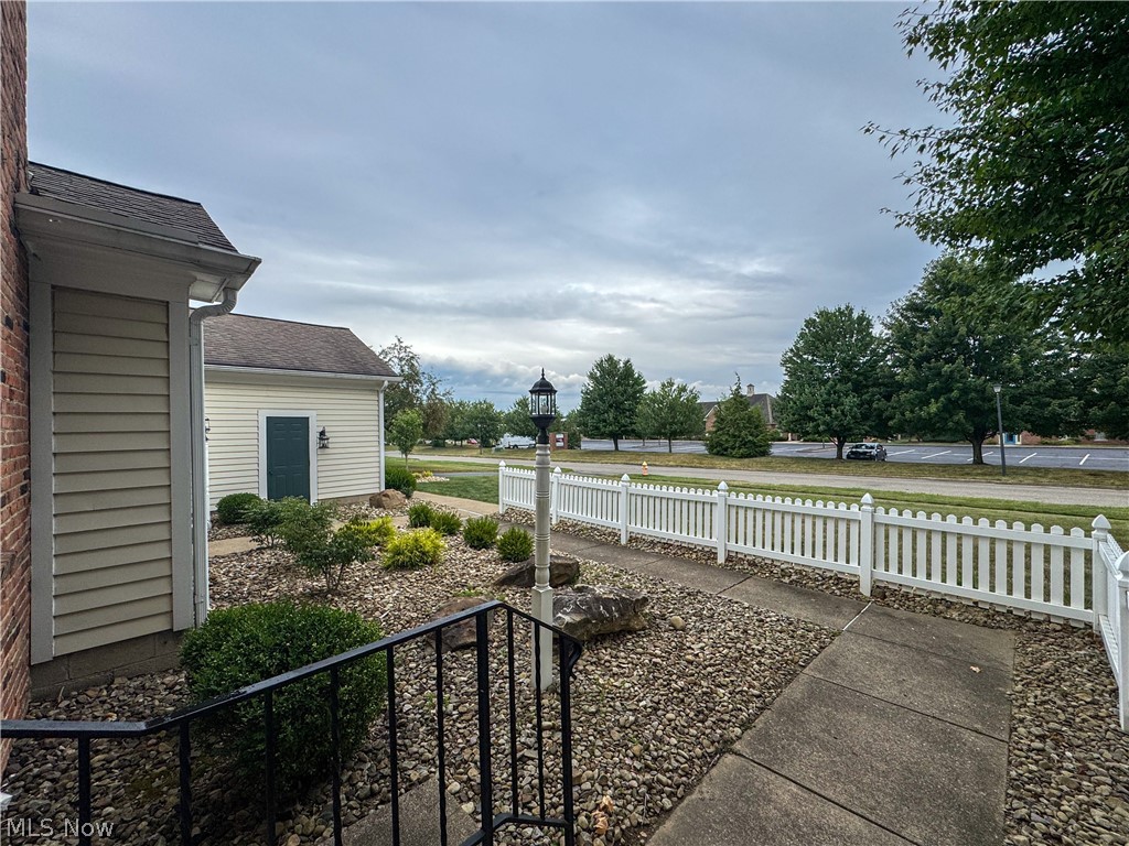 Applewoods Cross Condo - Residential