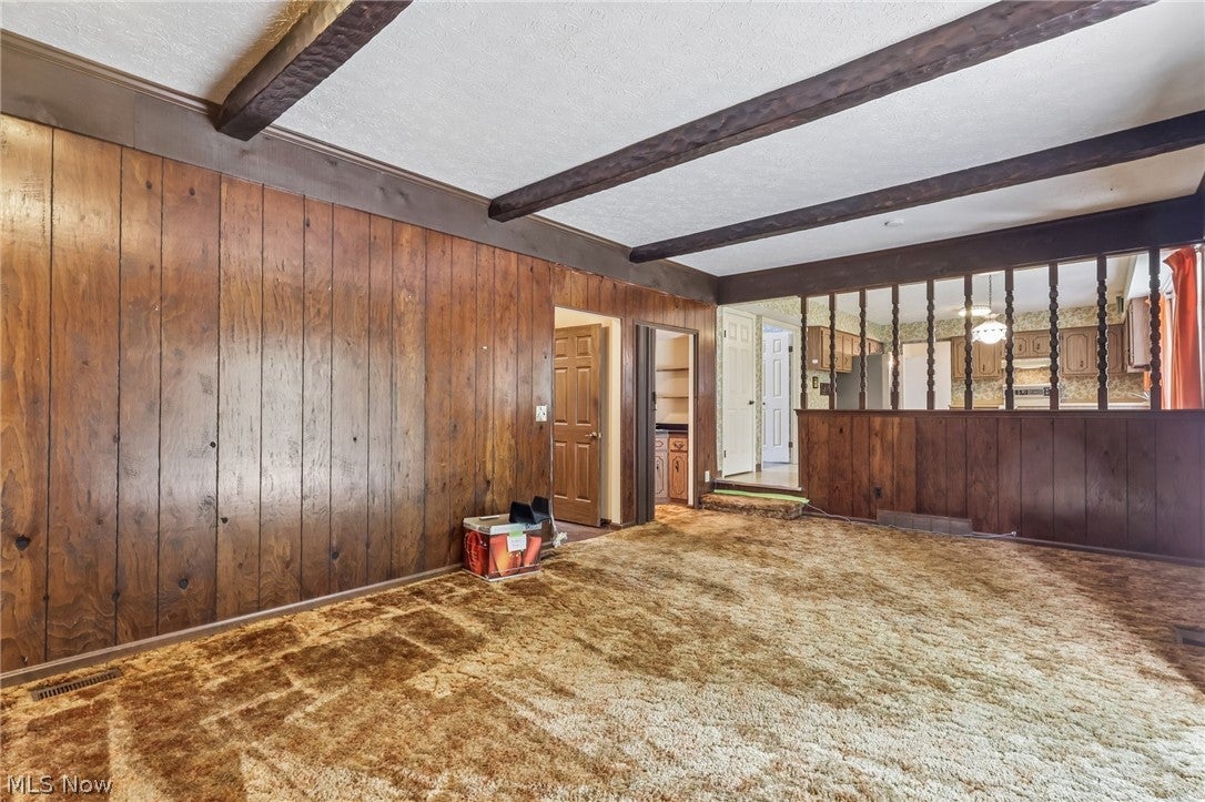 5611 Goodman Drive