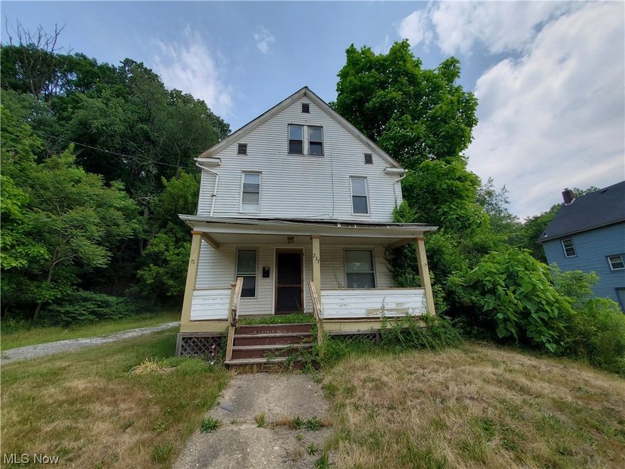Investors wanted! Great opportunity! Features a large attic space that would be possible 4th bedroom. Just needs your imagination! Close to Akron University, downtown Akron, and Cuyahoga Falls.
Updates in June/July 2023-
NSTALLED SINK & FAUCET IN KITCHEN & NEW WATER LINES & STOPS.
REPAIRED SINK BASE IN KITCHEN.
REPAIRED SIDING ON BACK OF HOUSE. REPAIRED BACK DOOR.
CLEANED UP ELECTRIC & INSTALLED A NEW ELECTRIC BOX COVER.
REPLACED 6 CEILING LIGHTS.
REPLACED MISSING SWITCH & PLUG COVERS.
REPAIRED CEILING IN BATHROOM.
REPAIRED FLOORING IN BATHROOM AND FLOORING TRIM.
INSTALLED GUARD RAILINGS FOR UPSTAIRS BACK DOOR.
INSTALLED WINDOW IN UPSTAIRS DOOR.
INSTALLED NEW TOILET IN FIRST FLOOR BATH.
INSTALLED FURNACE