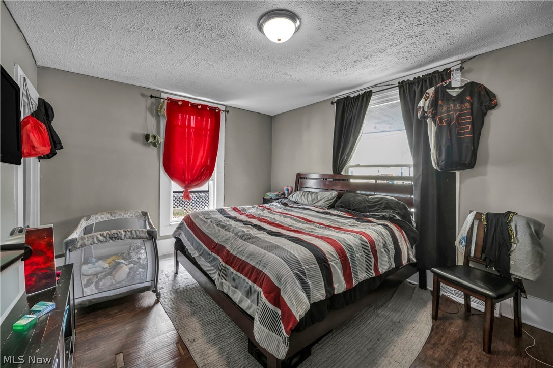 Gates - Residential Income