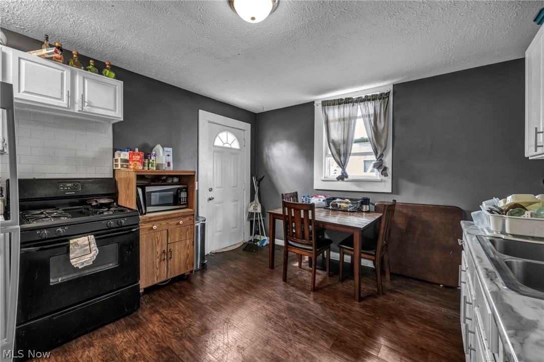 Gates - Residential Income