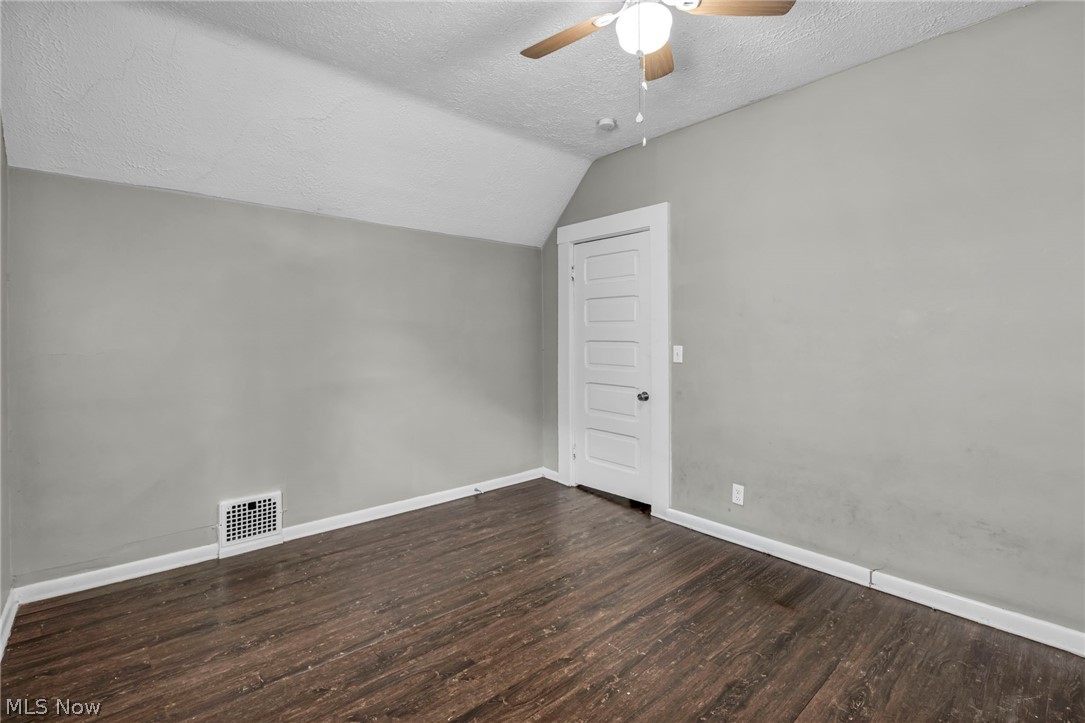 Gates - Residential Income