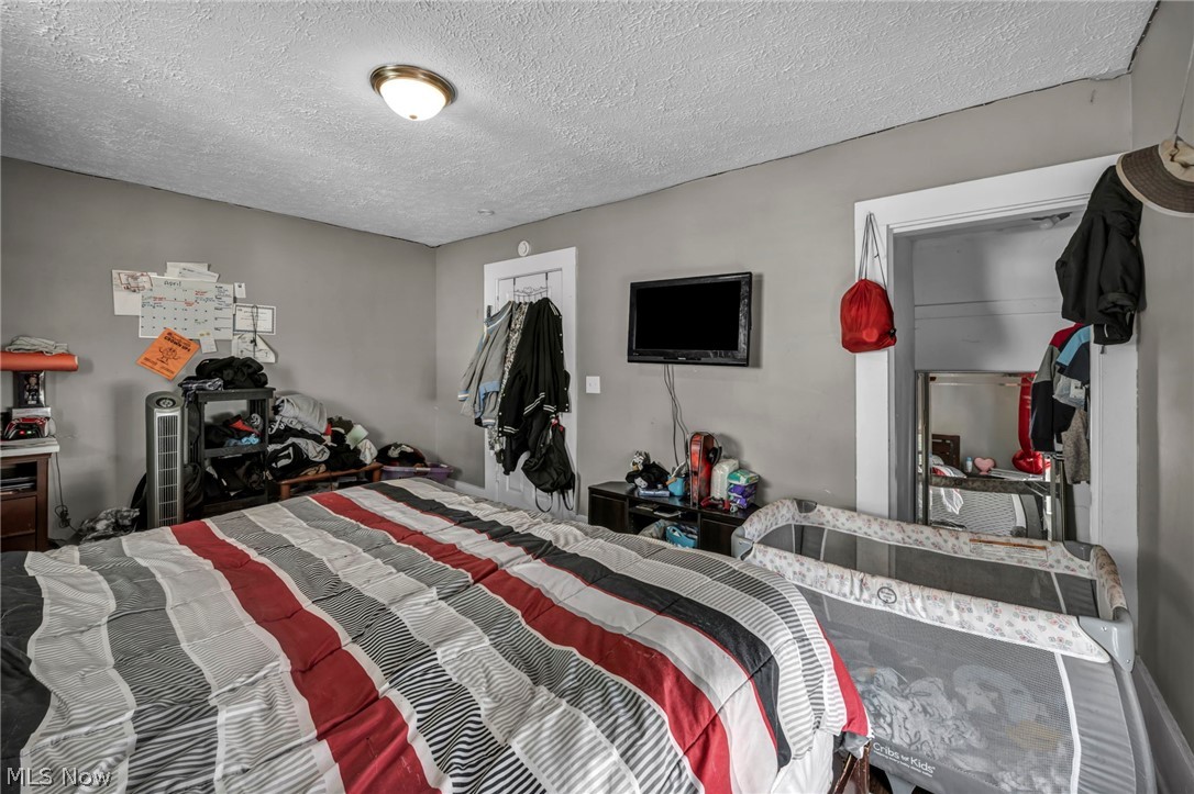 Gates - Residential Income