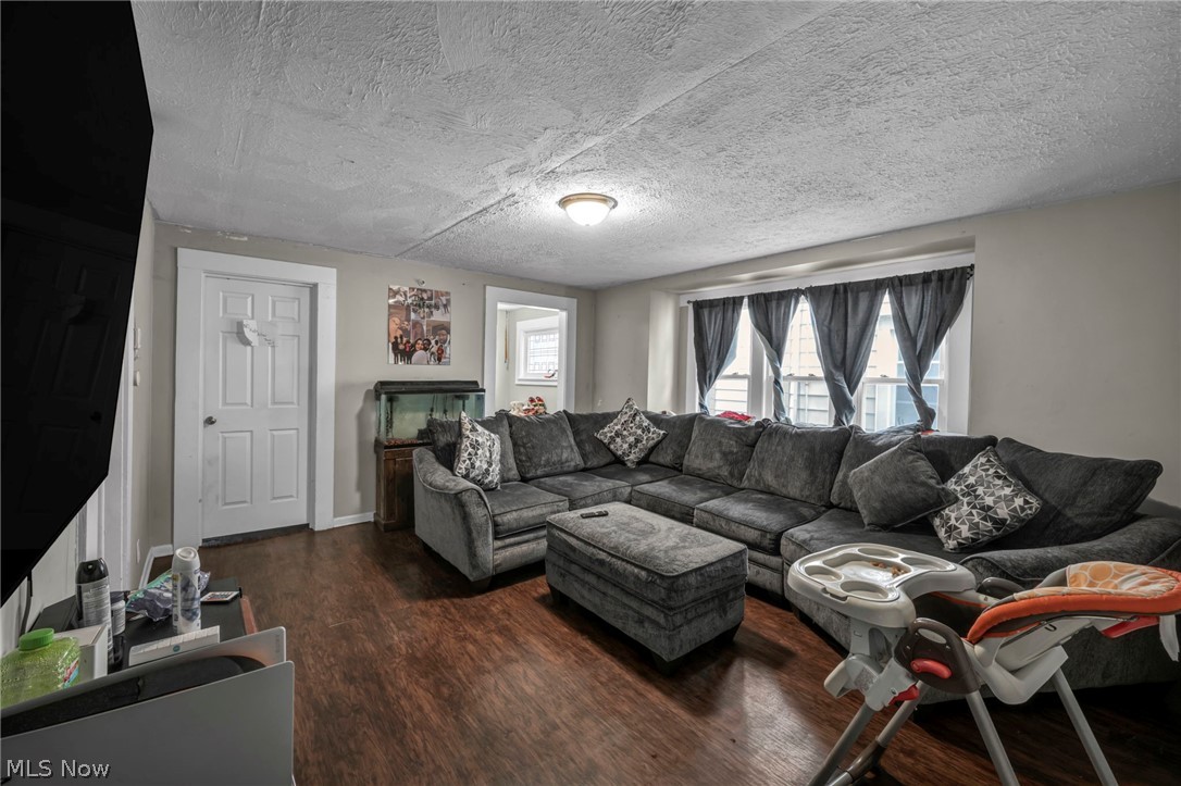 Gates - Residential Income