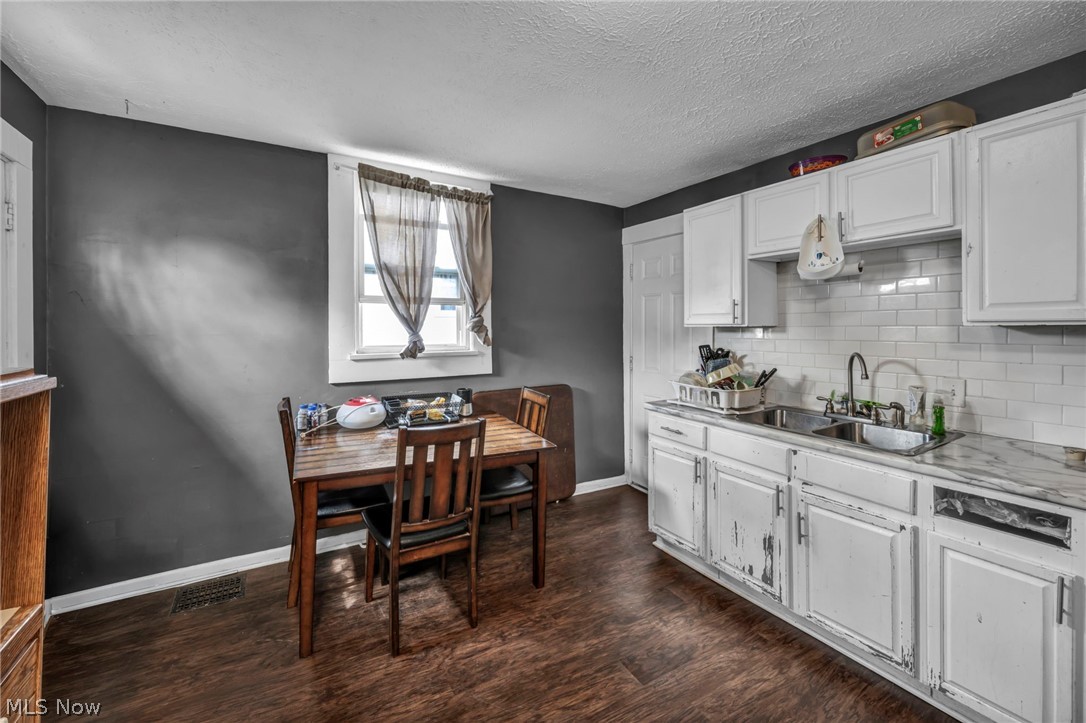 Gates - Residential Income