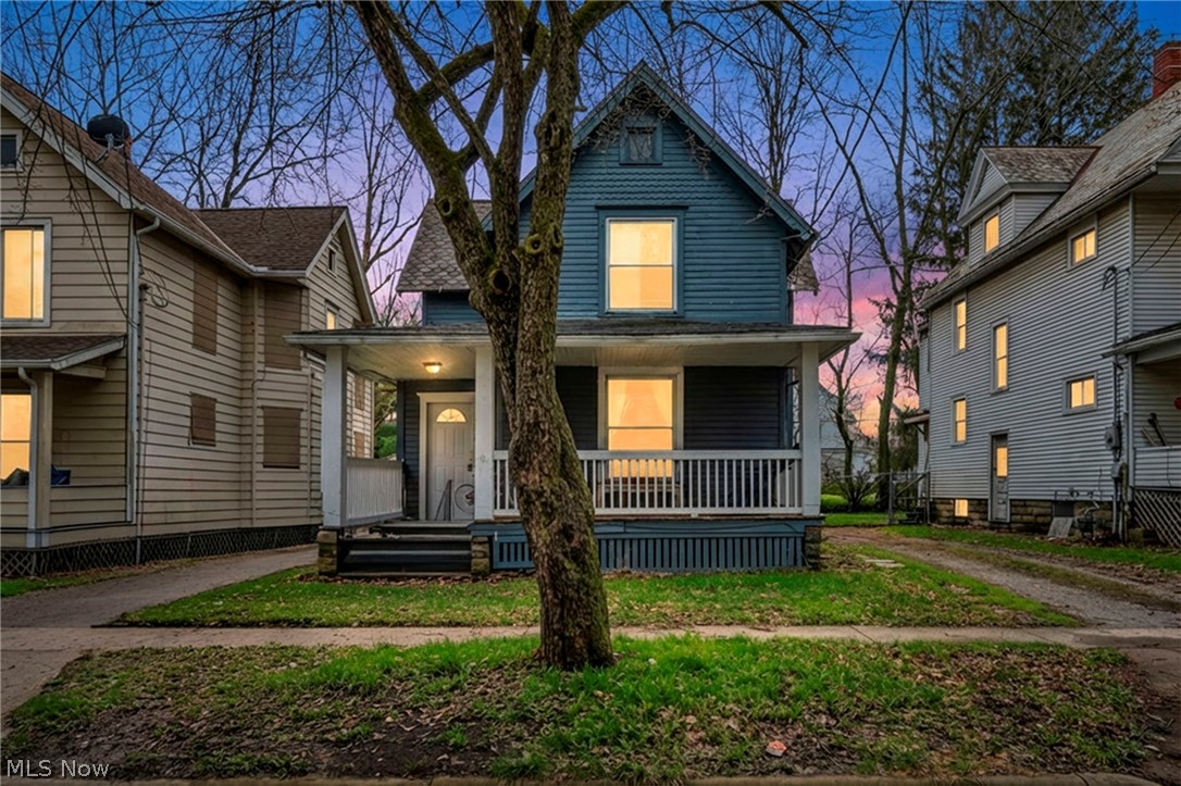 Gates - Residential Income