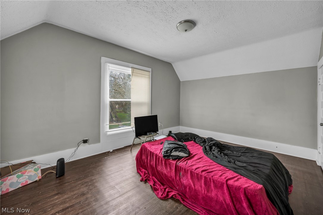 Gates - Residential Income