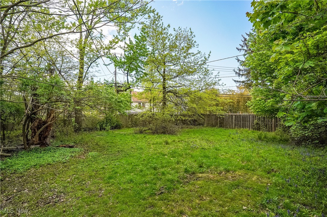 2400 Queenston Road, Cleveland Heights, Ohio image 9