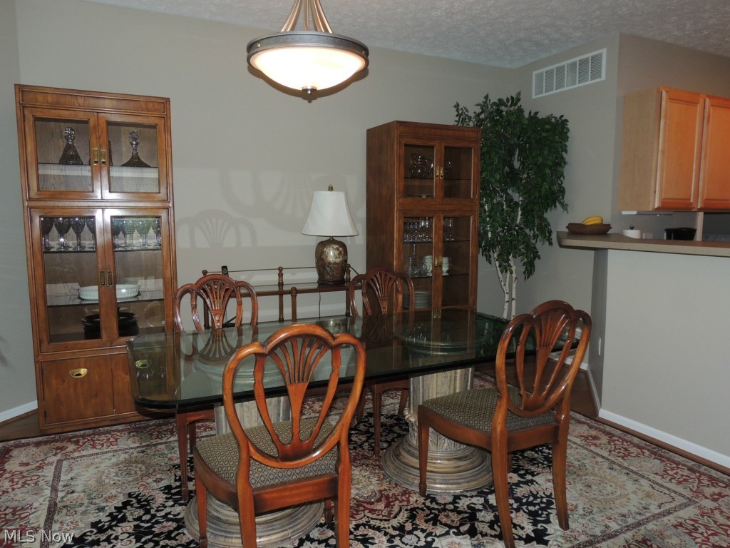 Wyndgate Club Condos - Residential Lease