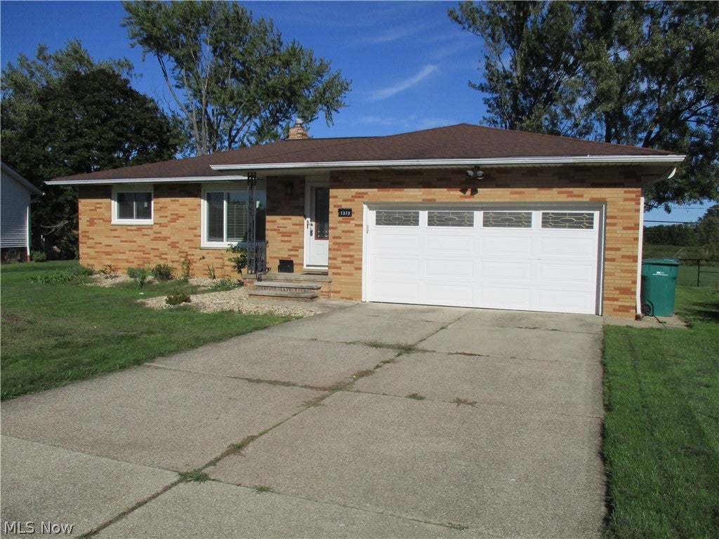 1373 N Skyline Drive