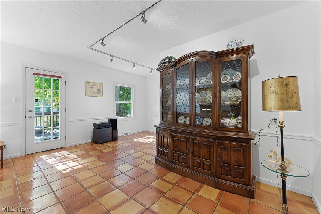 S H Kleinman Realty Cos Roseh - Residential