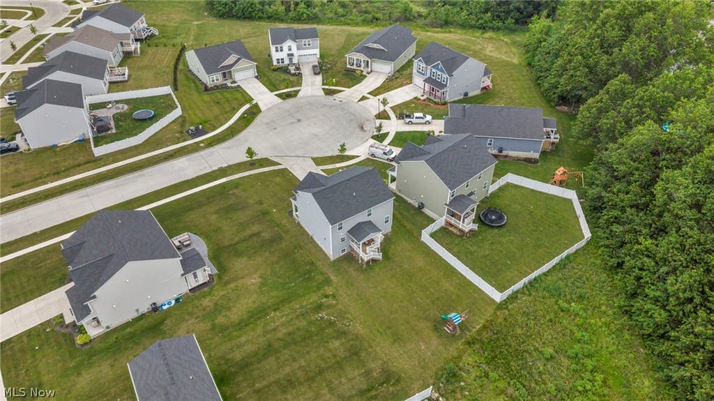 Photo of 704 Maple Hollow Court, Elyria, OH 44035 (MLS # 5225500)