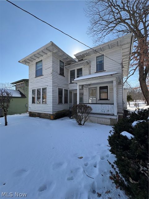 Tiny photo for 156 Halleck Street, Youngstown, OH 44505 (MLS # 5187048)