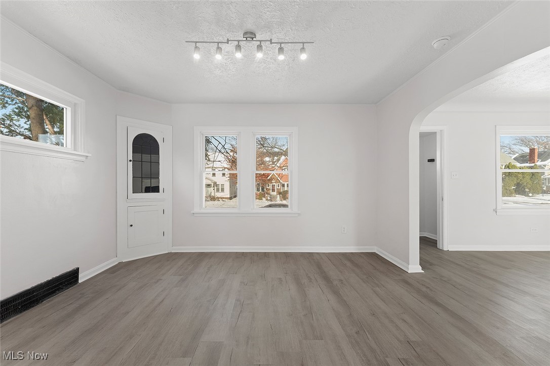 H B Howells Taylor Road - Residential