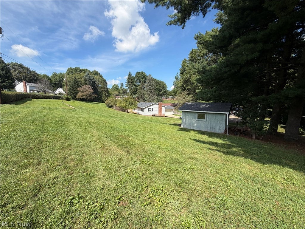430 Hazelwood Drive SW