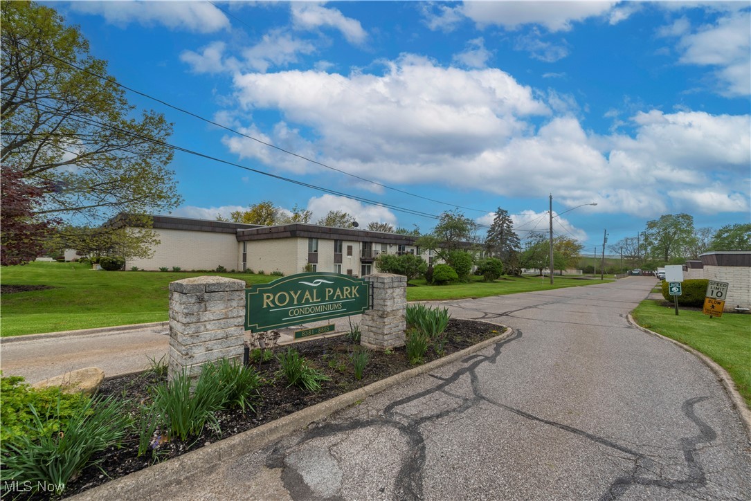 8381 N Akins Road #H-7, North Royalton, Ohio image 2