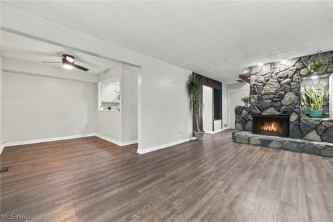 Tiny photo for 5570 Barton Road #405, North Olmsted, OH 44070 (MLS # 5253555)