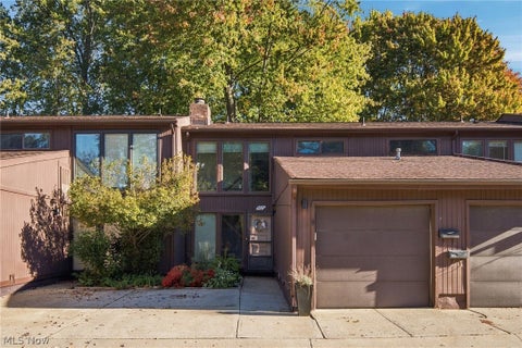 Tiny photo for 5570 Barton Road #405, North Olmsted, OH 44070 (MLS # 5253555)