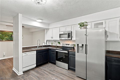 Tiny photo for 5570 Barton Road #405, North Olmsted, OH 44070 (MLS # 5253555)